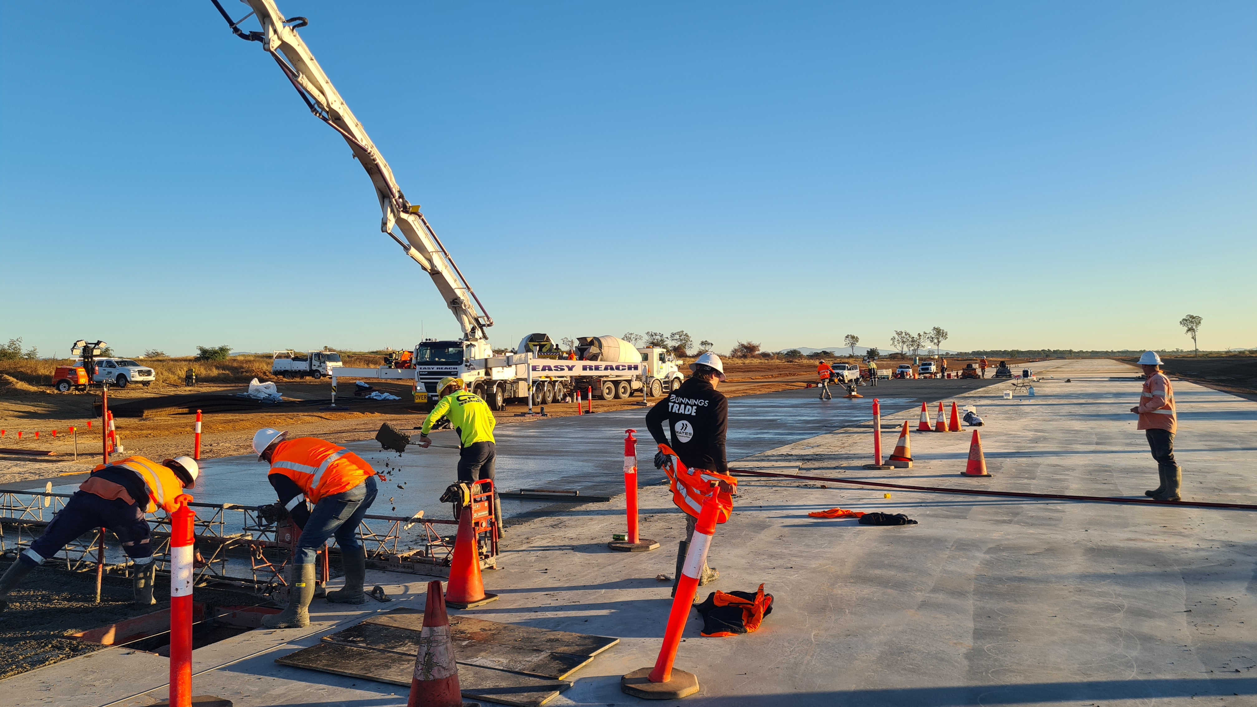 DriveIT NQ — drag strip slab pour