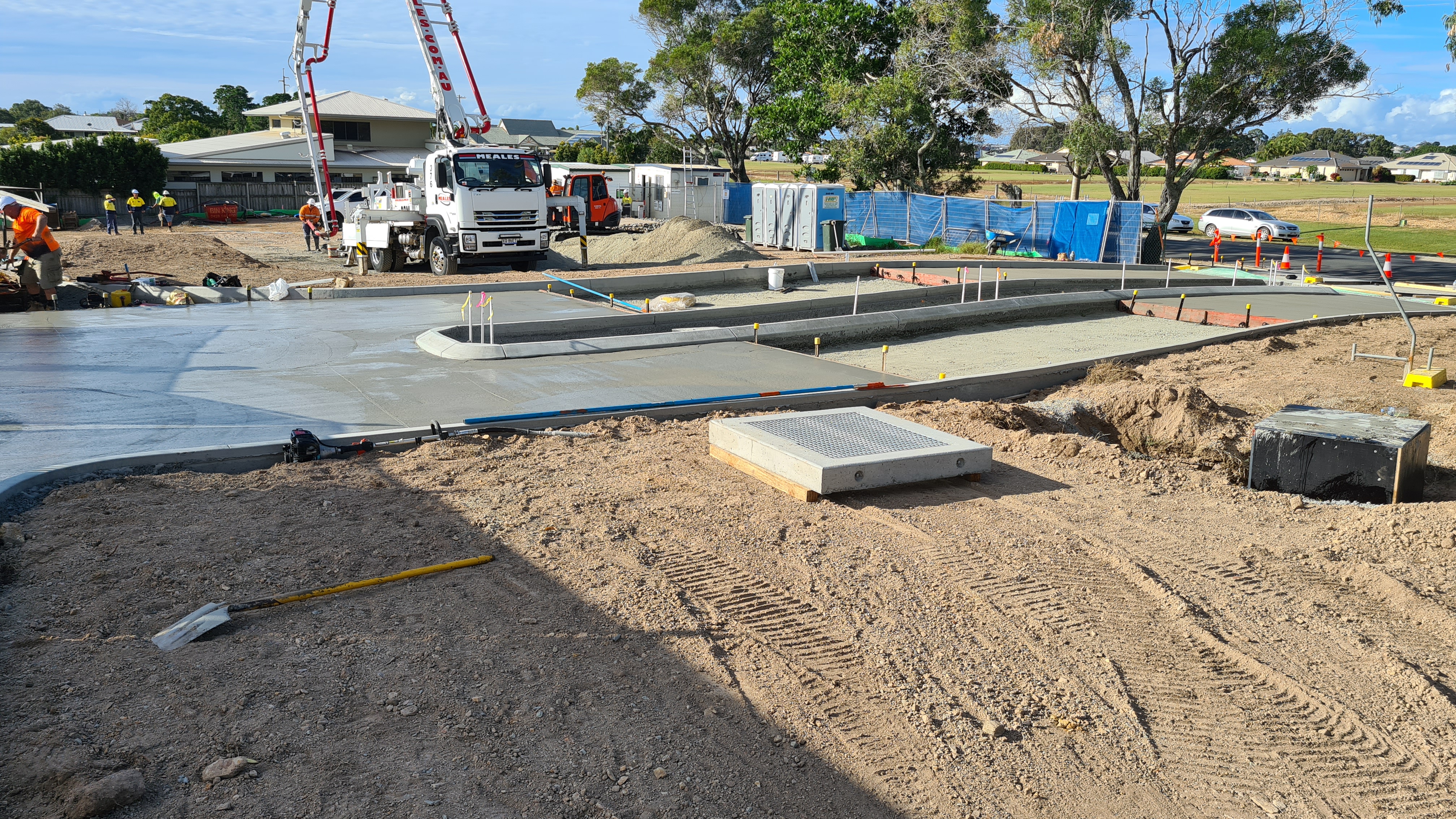 Fraser Coast Hospital — external pavement pour