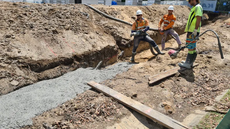 Grammar College — strip footing pour with SteelX