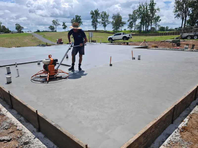 House slab — power trowelling
