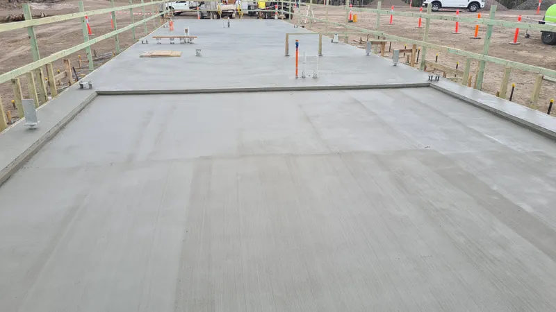 Watertank — base slab concrete finish